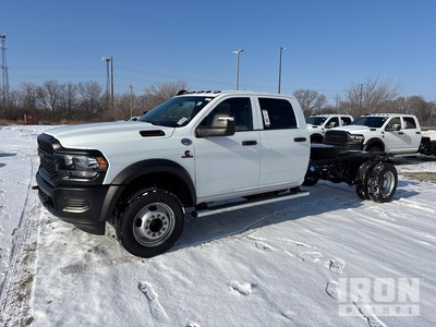 2024 Ram 5500 4x4 Crew Cab Cabine et châssis