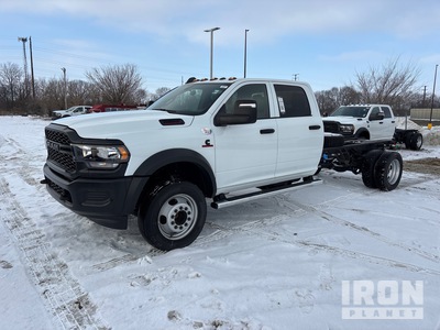 2024 Ram 5500 4x4 Crew Cab Cabine et châssis
