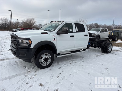 2024 Ram 5500 4x4 Crew Cab Cabine et châssis