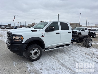 2024 Ram 5500 4x4 Crew Cab Cabine et châssis
