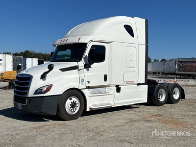 2019 Freightliner Cascadia 126 6x4 T/A Sleeper Truck Tractor