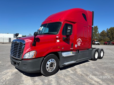 2015 Freightliner Cascadia 125 6x4 T/A Sleeper Truck Tractor