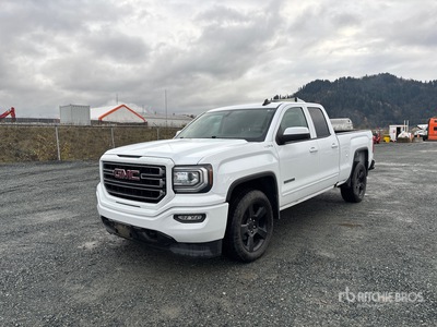 2019 GMC Sierra 1500 Elevation 4x4 Extended Cab Pickup