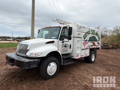 2012 International 4300 4x4 S/A Dump Truck