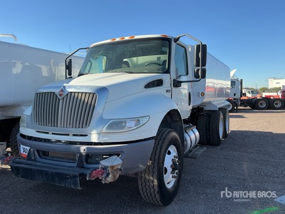 2019 International HV607 4000 gal 6x4 Water Truck