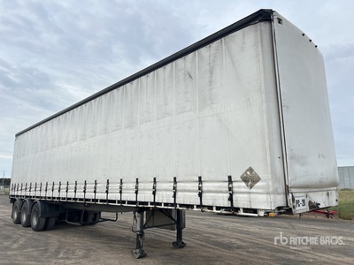 1995 Freighter 13.6 m Tri/A Remorque pour rideaux latéraux