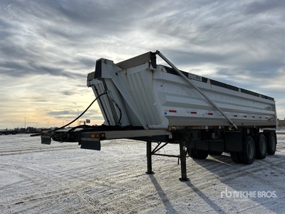 2008 Arne's 37 ft Tri/A Hinterkipper