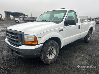 1999 Ford F-250 XL 4x2 Pickup