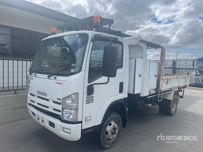 2009 Isuzu NPR S/A-kiepwagen