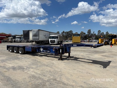 2007 Ophee 12.2 m Tri/A Step Deck Remorque à conteneur