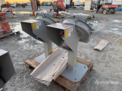 Omas M12 Qty of 2 Electric Mill (Unused)