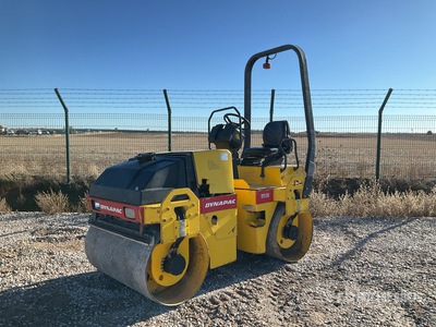 2005 Dynapac CC122 Double Drum Roller