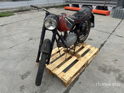 GILERA 150 Sport Vintage Classic Bike