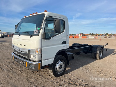 2020 Mitsubishi FE180 4x2 Cabina y chasis