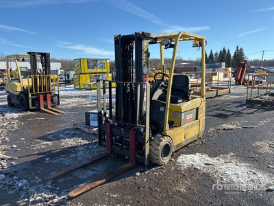 2004 Hyster J40ZT 3650 lb Montacargas Eléctrico