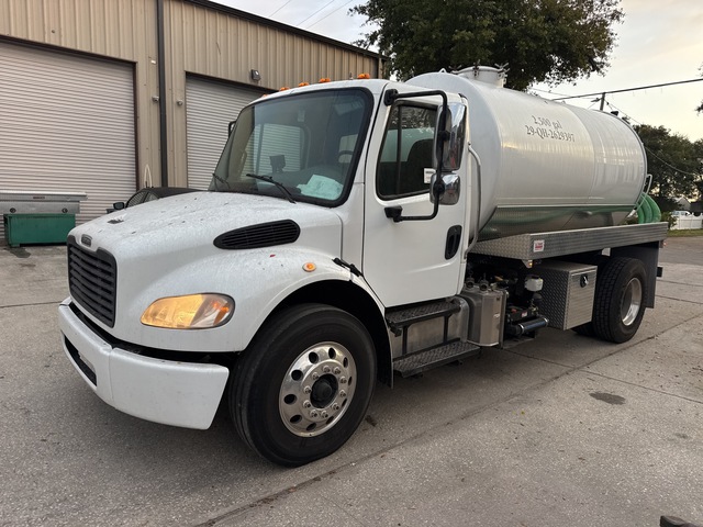 NVE 29-QH-2629397 on 2015 Freightliner 4x2 Vacuum Tanker Truck
