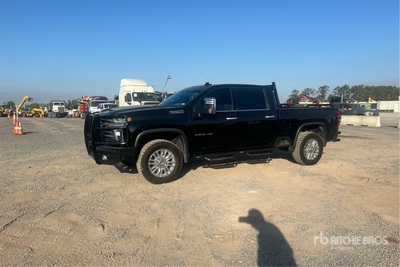 2022 Chevrolet Silverado 2500HD High Country 4x4 Crew Cab Pickup