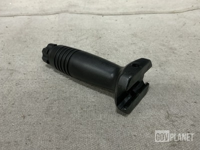 (110) RDECOM 12973101 Rifle Grips
