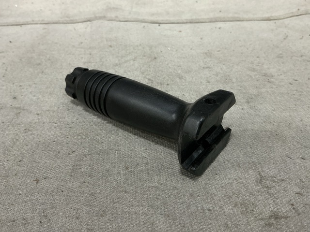 (110) RDECOM 12973101 Rifle Grips (110) RDECOM 12973101 Rifle Grips