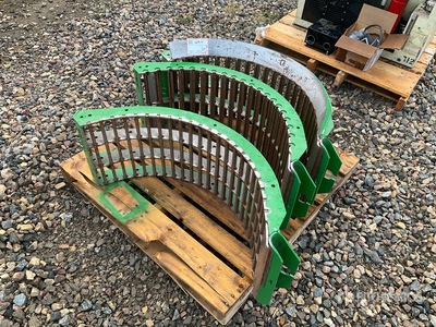 Quantity of (3) Combine Concave