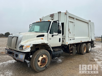 2005 International 7400 6x4 Rear Loader Waste Collection Truck