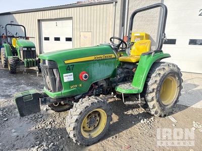 2013 John Deere 3032E 4WD utiliteit Tractor
