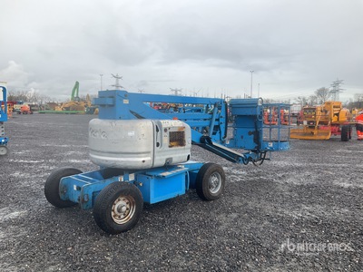 2000 Genie Z4525 Articulating Boom Lift (Inoperable)