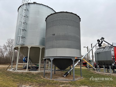 Westeel Rosco +/- 2000 bu 6 Ring Hopper Grain Bin