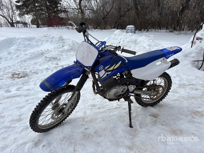 2003 Yamaha 125 125 cc TT-R 125L Sport Bike