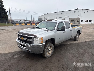 2013 Chevrolet Silverado 2500 4x4 Crew Cab Pickup