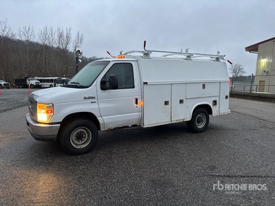 2010 Ford E-350 Cargo Van