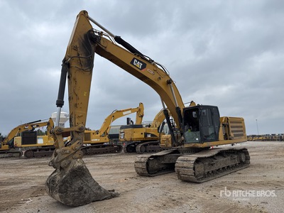 2019 Cat 336 حفارة بجنزير