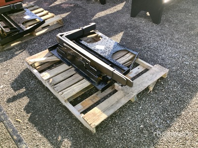 2025 Kit Containers MUFF-36-42 48 in Horquillas para minicargadora