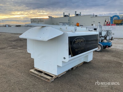 2009 8 ft Canopy - Fits Truck