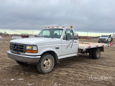 1997 Ford F-350 XL 4x2 Ciężarówka z płaską platformą