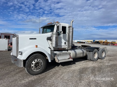 2007 Kenworth W900L 6x4 T/A Day Cab Truck Tractor
