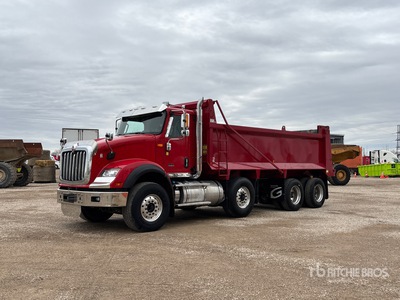 2021 International HX615 8x4 Camion à benne basculante Tri/E