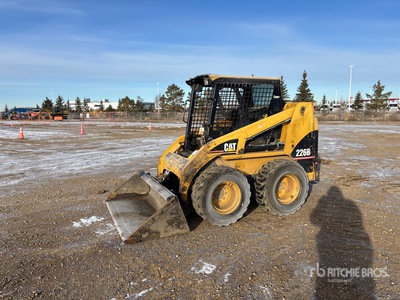 2005 Cat 226B Chargeuse à direction à glissement