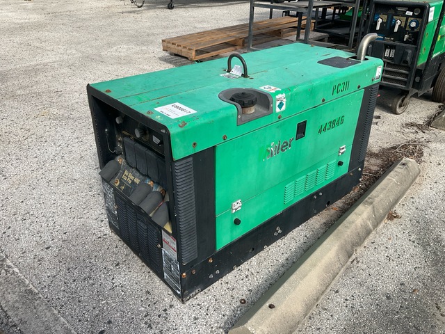 2012 Miller Big Blue 400 Multi-Process Engine Driven Welder (Inoperable) 2012 Miller Big Blue 400 Multi-Process Engine Driven Welder (Inoperable)