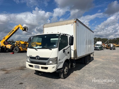 2016 Hino 195 4x2 Furgonetka