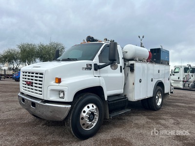 2007 GMC C7500 4x2 Camion de servicios