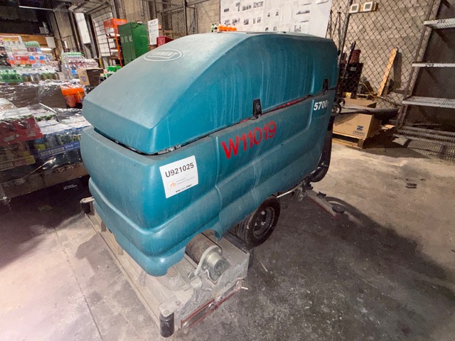 2011 (unverified) Tennant 5700 Walk-Behind Electric Floor Scrubber