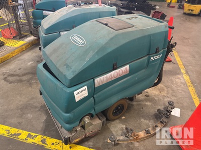 2014 Tennant 5700 Walk-Behind Electric Floor Scrubber (Inoperable)