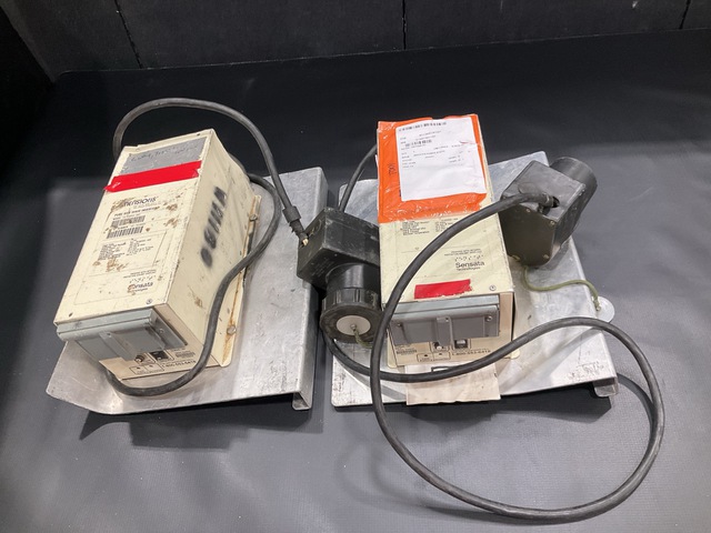 (2) Sensata 24/300NQ-005 Inverters