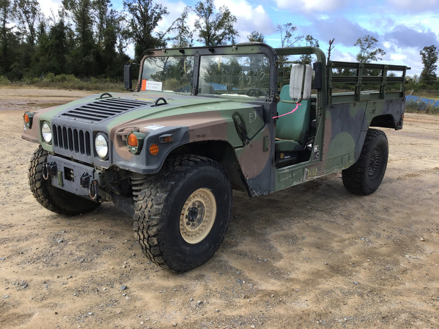 2004 AM General M1123 HMMWV 2 Door w/Truck Body