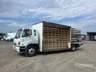 2007 Mitsubishi Fuso FM64F 4x2 Glass Truck