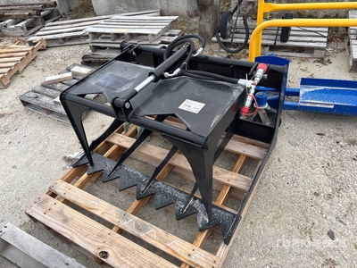 2025 GIYI HWG44 44 in Skeleton Skid Steer Grapple Bucket (Unused)