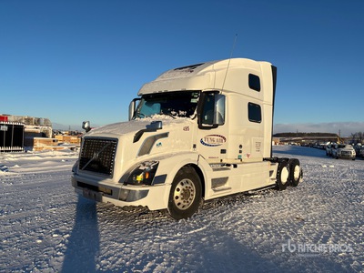 2018 Volvo VNL 6x4 Cabina con cuccetta per trattore stradale