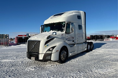 2019 Volvo VNL 6x4 T/A Sleeper Truck Tractor