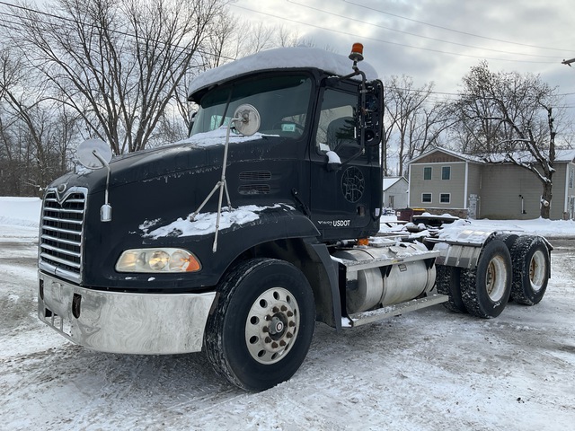 2004 Mack CX613 6x4 T/A Day Cab Truck Tractor